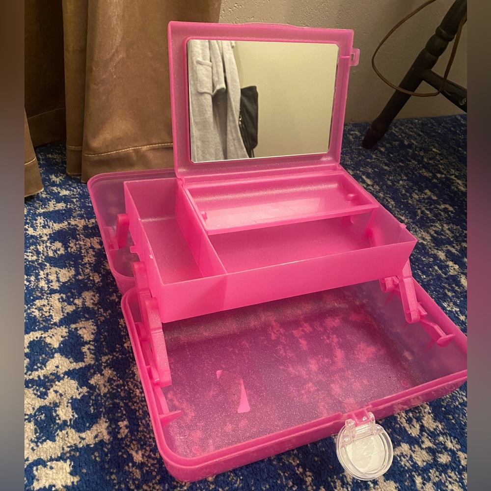 Rare Pink glitter Caboodles makeup travel case